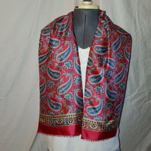 Club 7 Echo deep red shawl/scarf